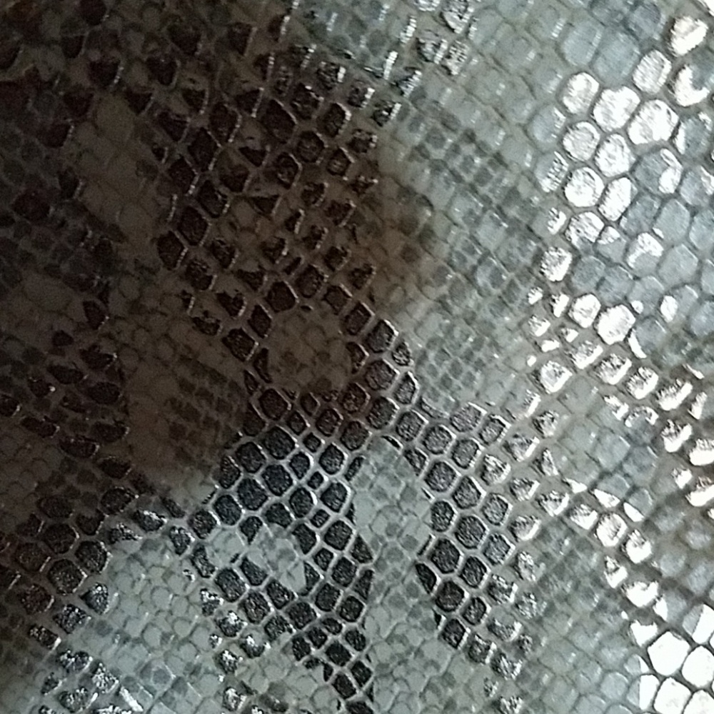 Handbag - Picture 2 of 3